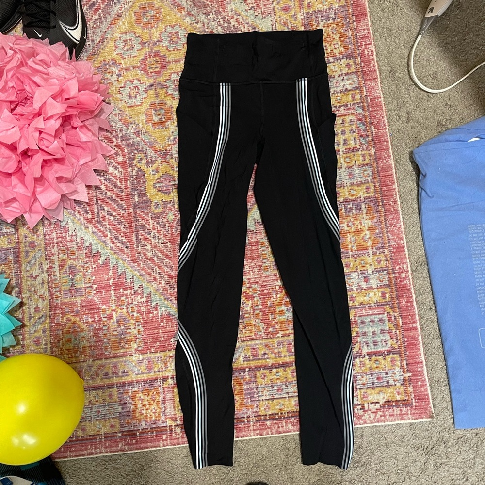 lulu lemon leggings 25 inch size 4